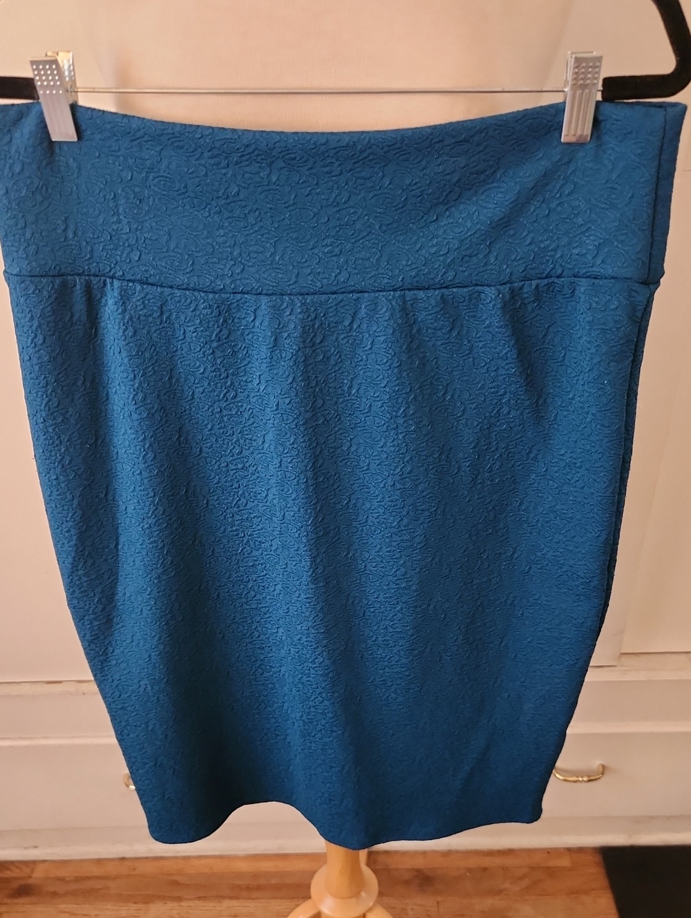 LuLaRoe Teal Textured Pencil Skirt